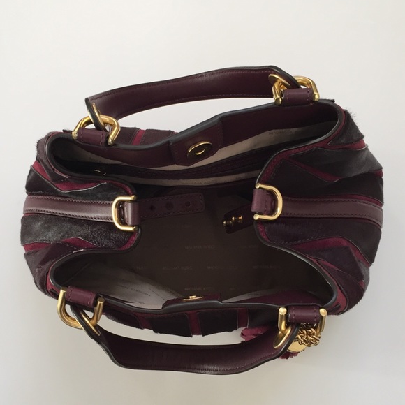 Michael Kors Brooklyn Suede Shoulder Bag Plum - Picture 4 of 11